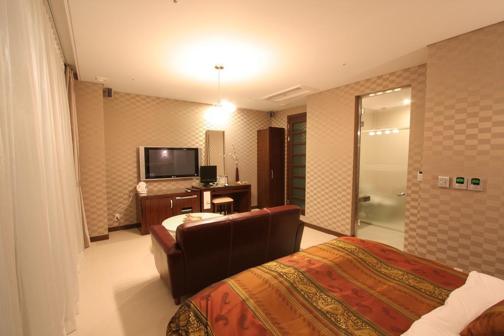 Wiz Hotel Paju Exterior foto
