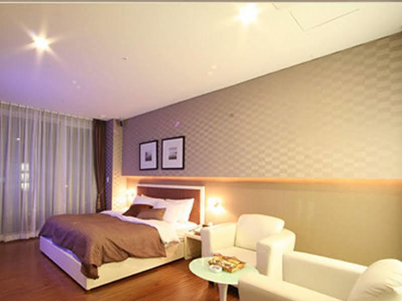 Wiz Hotel Paju Exterior foto